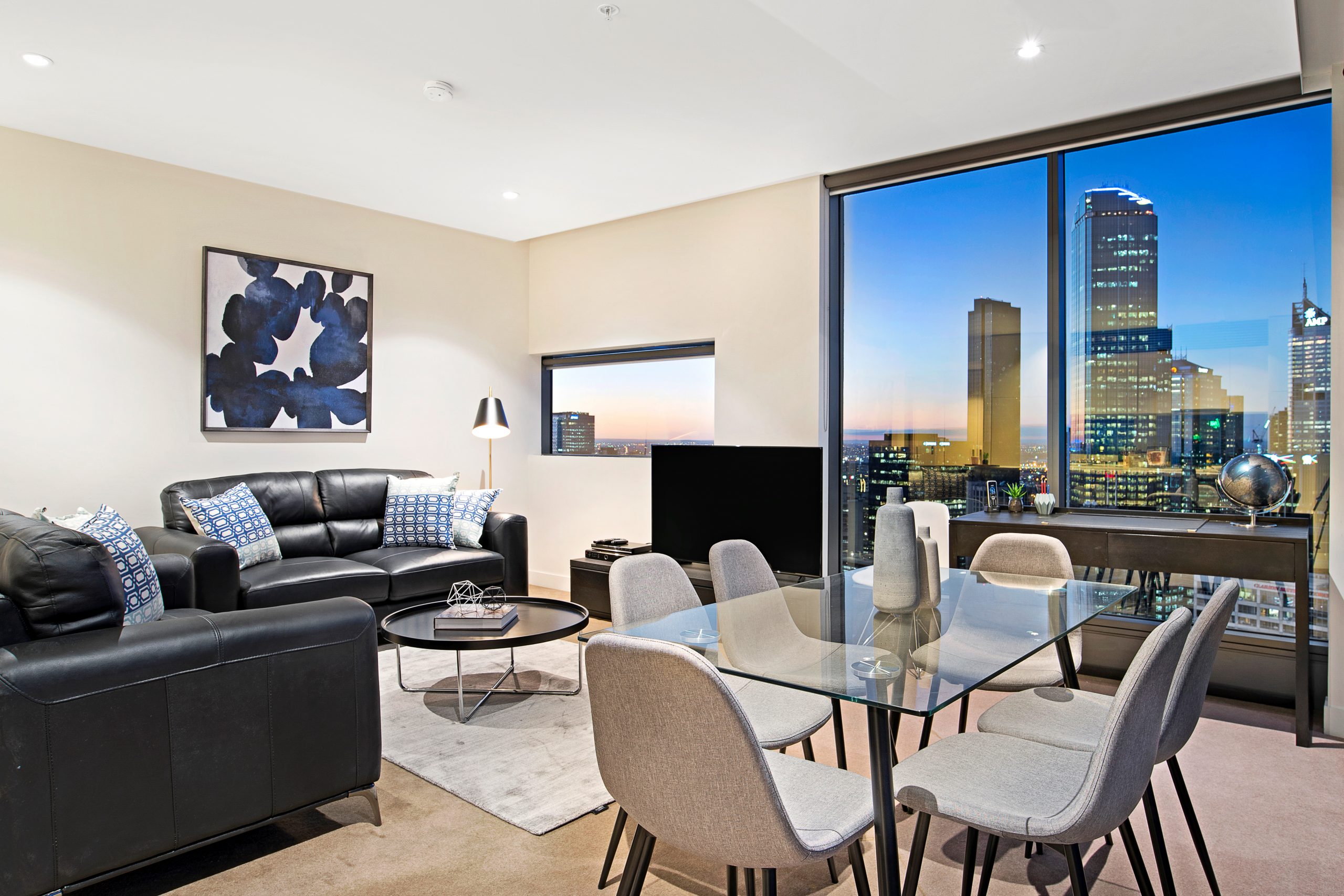 Why Choose Furnished Apartments in Melbourne Over Hotels: The Ultimate Comfort and Convenience
